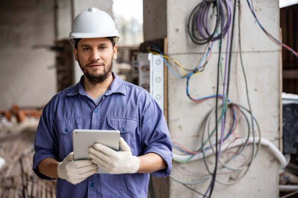 Best Affordable Emergency Electrician  in Hilltop, MN